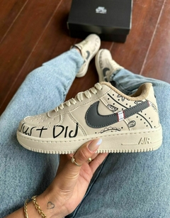 Tênis Air force just do it