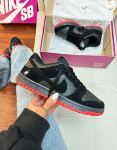 Dunk preto/vermelho premium