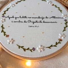 Quadro bordado - Salmos - Agulha afetiva