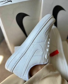 NIKE PREMIUM BLANCAS - comprar online