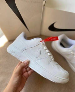 NIKE PREMIUM BLANCAS