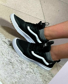 VANS ULTRARANGE NEGRAS en internet