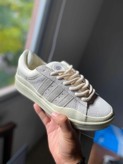 CAMPUS X BAD BUNNY BEIGE