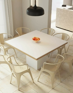 Mesa de comedor cuadrada + base cubo