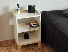 Mesa de luz 3 estantes