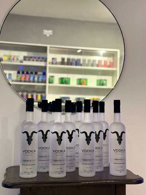 VODKA BY IGNITE BEVERAGE 40% PRODUCT OF USA