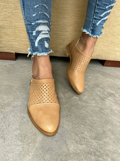 Zapatitos calados P-410