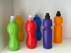 BOTTELLAS DE PLASTICO - Acuarela