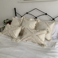 ALMOHADON CON FLECOS 40x60