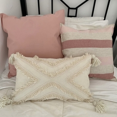 ALMOHADON CON FLECOS 40x60 - comprar online