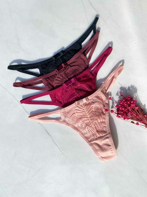 Calcinha de tirinha com fio duplo