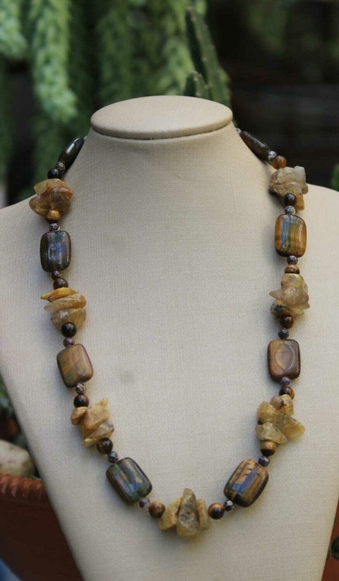 Colar de Pedras Naturais Olho de Tigre, Quartzo Rutilado e Jaspe (XX168CV)