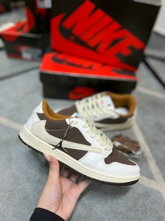 Nike Air Jordan1 low x travis scott
