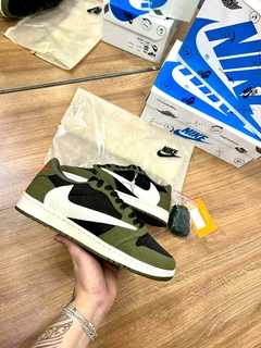 Nike Air Jordan1 low x travis scott