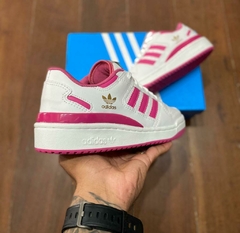 Adidas Forum Low na internet