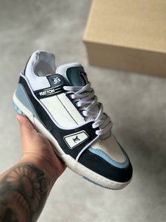 Louis Vuitton Trainer na internet