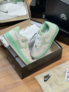 Nike Air Force 1 Logan