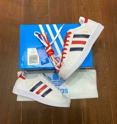 Adidas SuperStar na internet