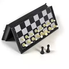 Imagen de 3-en-1 Ajedrez Magnético, Damas y Backgammon
