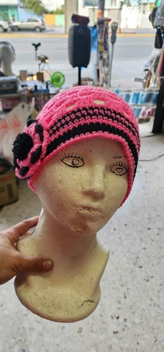 Gorra Boina Tejida A Mano Varios Colores - comprar en línea