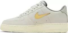 AIR FORCE 1 07 LX LIGHT BONE - comprar online