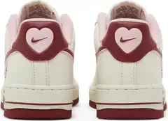 NIKE AIR FORCE 1 LOW VALENTINE'S DAY 2023' - comprar online