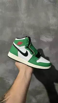 AIR JORDAN 1 RETRO HIGH OG ' LUCKY GREEN na internet