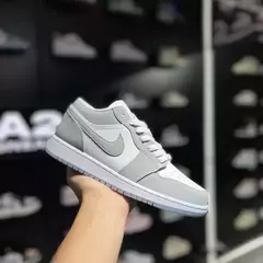 AIR JORDAN 1 LOW WOLF GREY na internet