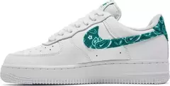NIKE AIR FORCE 1 '07 ESSENTIALS 'GREEN PAISLEY' na internet