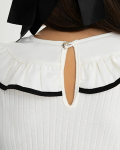 BLUSA EM MALHA CANELADA na internet