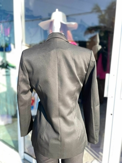 Blazer botones dorados en internet
