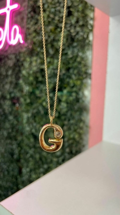 Cadena con inicial “G”