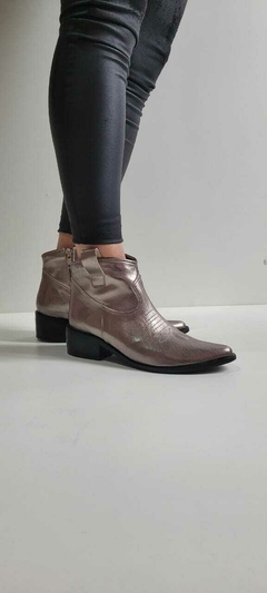 Bota de cuero - comprar online
