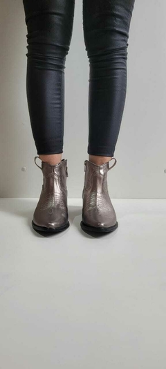 Bota de cuero - tienda online