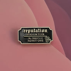 Reputation Taylor Swift Pin en internet