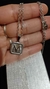 Set Inicial M Plateado Cuadrado con Cadena