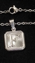 Set Inicial F Plateado Cuadrado con Cadena - comprar online