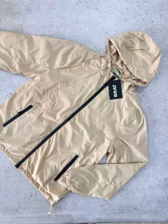 Rompevientos Con Polar Beige
