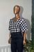 Blusa Semi Cropped Transpassada XADREZ na internet