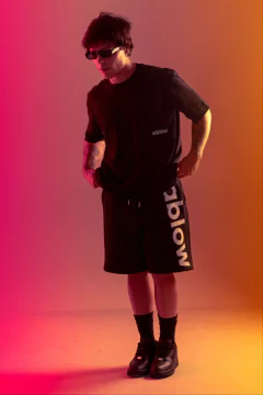 CAMISETA TUBULAR PRETA - ABLOW - loja online