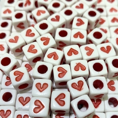 Cuentas Plásticas - Corazon Rojo Cuenta Blanca 7mm - comprar online
