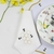 Guardanapo de linho branco com bordados Abelhas - comprar online