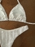 Biquini Basic - Asa Delta - Listrado Branco - Terena Beach Multimarcas