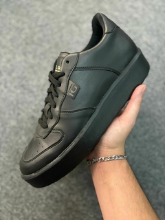 Feel Good doha total black