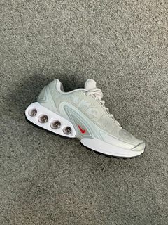 air max DN supreme gris