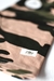 Pantalón camuflado en internet