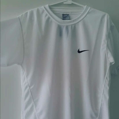 Banner de la categoría Remeras deportivas Nike hombre 