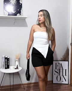 Blusa Assimétrica - comprar online