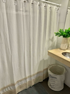 Cortina para baño de tela