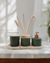Dispenser Difusor Verde Musgo Fosco 240ml c/ Varetas | Tampa Madeira Luxo - Uematsu Aromas e Decor | Aromatizadores, Velas e Presentes Artesanais